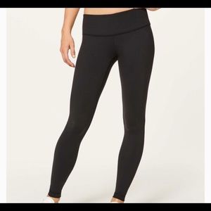 Lululemon wunder under black pants